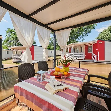 Üdülőpark Camping Adria Mobile Park 4*