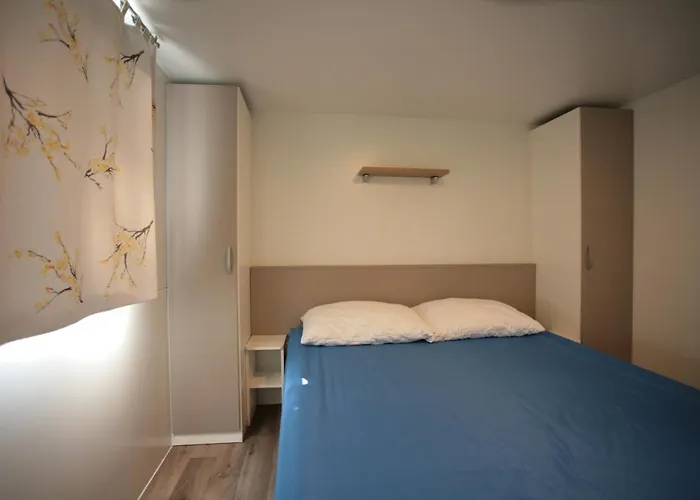 Camping Adria Mobile Park 4*