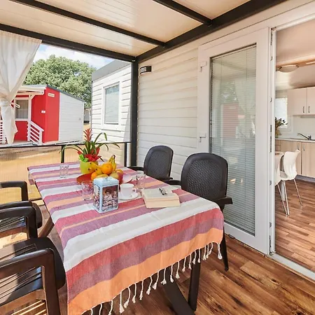 Camping Adria Mobile Park Ferienpark Umag