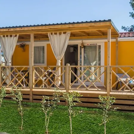Village de vacances Camping Adria Mobile Park 4*
